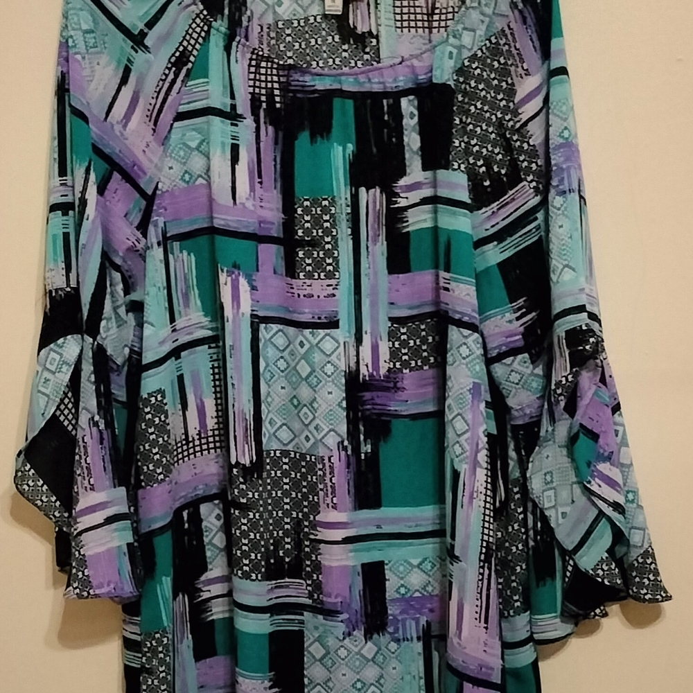 Southern Lady Blouse 3/4 Bell sleeve 1X